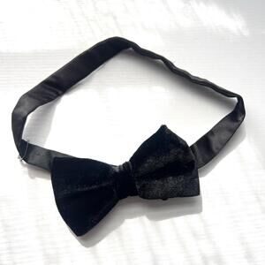 Mens Black Velvet Bow Tie Pre-Tied Adjustable Strap Formal Wedding Tuxedo Gala